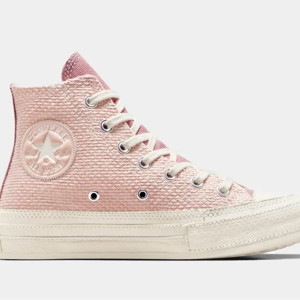 Converse Chuck 70 Like New Women’s size 6.5